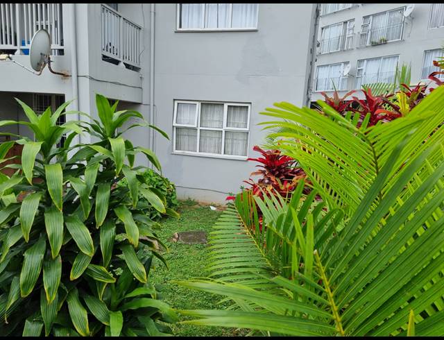 2 BEDROOM APARTMENT TO LET IN SEA VIEW